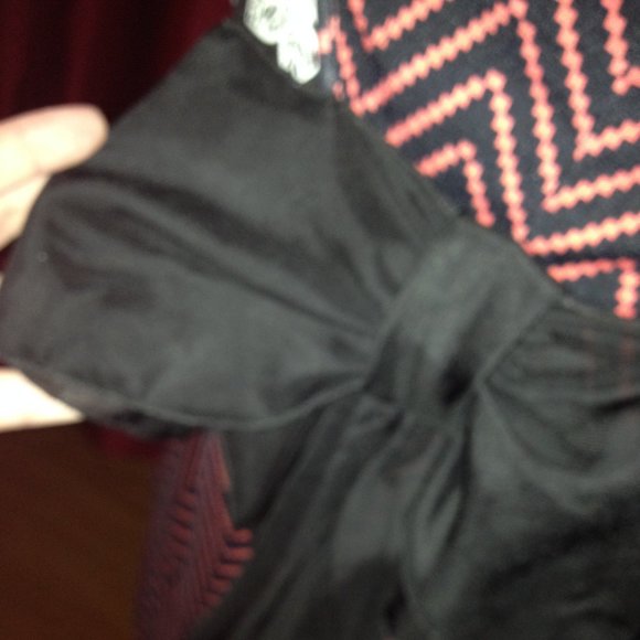 Free Kisses Red/Black Striped Tank w/Bow Detail - Picture 9 of 13